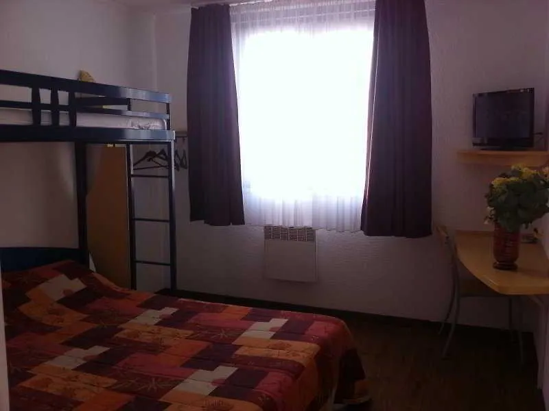 Cheap Beds Paris Rosny Hotel 2*, Rosny-sous-Bois France